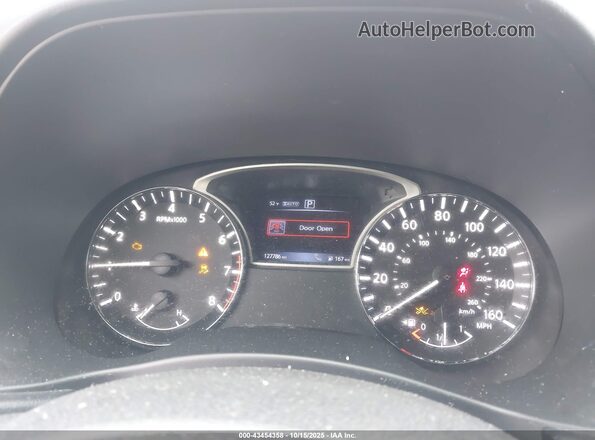 5N1DR2CM5LC606085 2020 NISSAN PATHFINDER Blue Rear seats view
