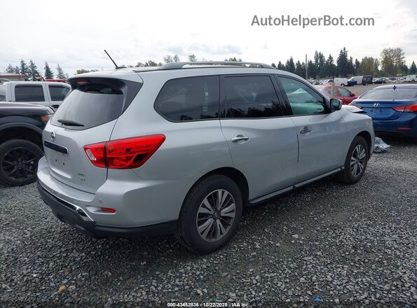 5N1DR2MM1HC657900 2017 NISSAN PATHFINDER Silver Задня права чверть
