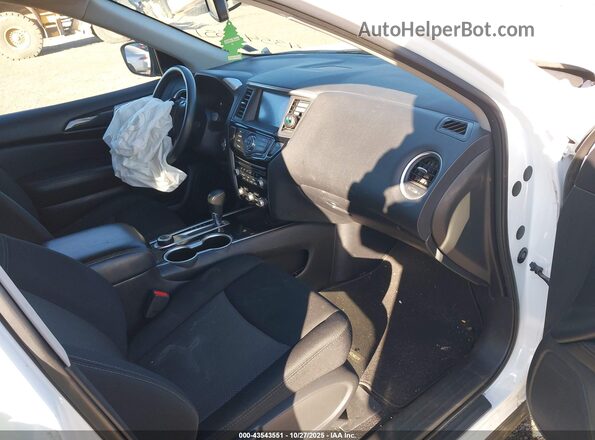 5N1DR2MM1JC627270 2018 NISSAN PATHFINDER White Front interior view