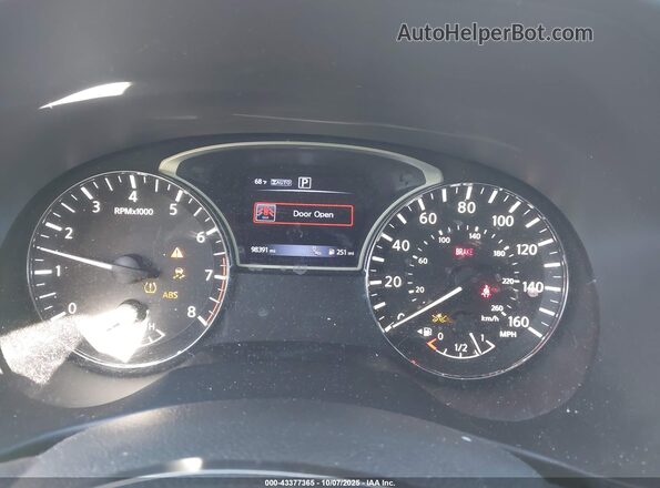 5N1DR2MM2JC613717 2018 NISSAN PATHFINDER Белый Вид задних сидений