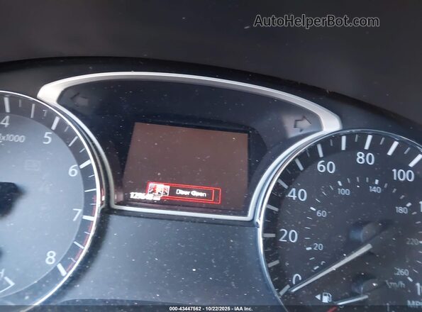 5N1DR2MM2JC655255 2018 NISSAN PATHFINDER White Vista de los asientos traseros