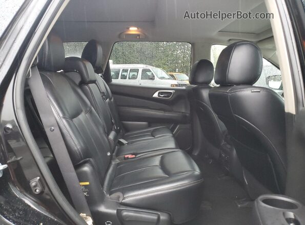 5N1DR2MM6HC660372 2017 NISSAN PATHFINDER Черный 