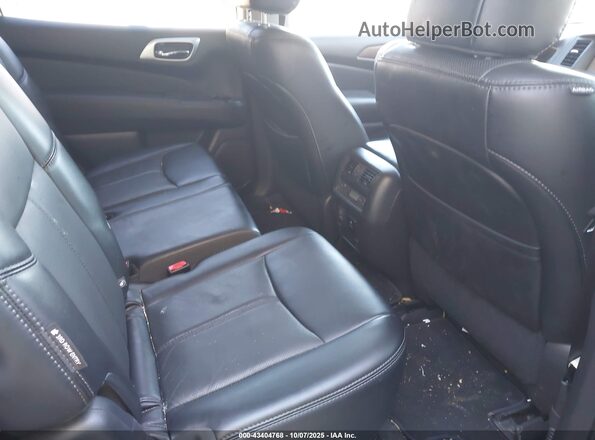 5N1DR2MM7JC652061 2018 NISSAN PATHFINDER Red Vista de la etiqueta del VIN