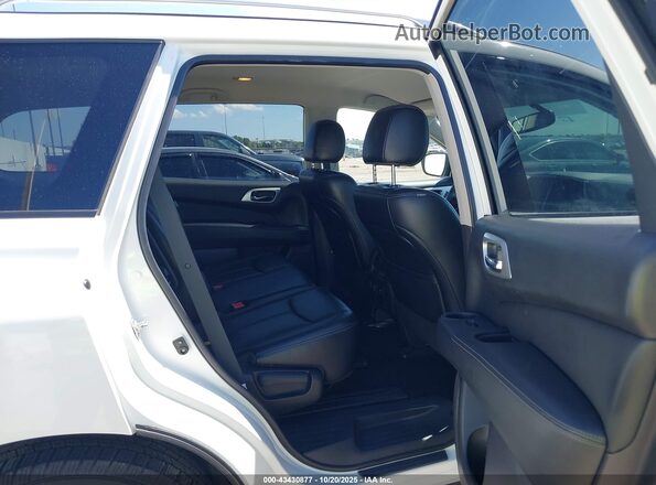 5N1DR2MN1JC609702 2018 NISSAN PATHFINDER White 