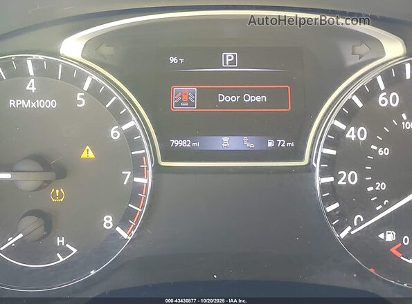 5N1DR2MN1JC609702 2018 NISSAN PATHFINDER White 