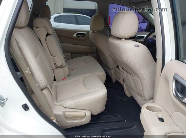 5N1DR2MN2HC628298 2017 NISSAN PATHFINDER White VIN կոդի պիտակի տեսք