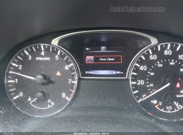 5N1DR2MN4HC695405 2017 NISSAN PATHFINDER White Հետևի նստատեղերի տեսք