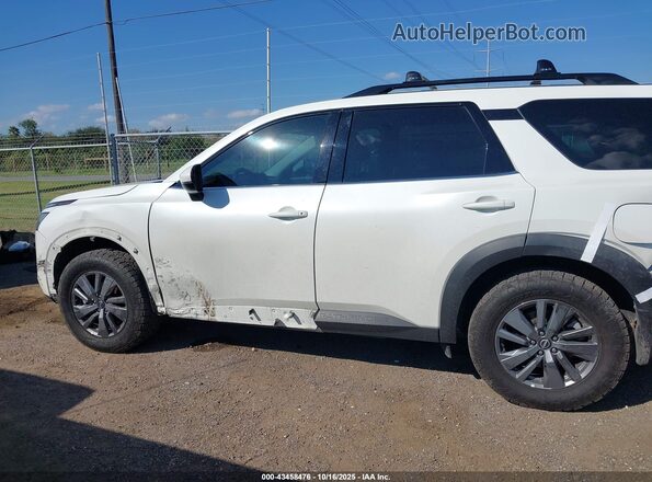 5N1DR3BA9RC314896 2024 NISSAN PATHFINDER White Vista interior de 360 grados