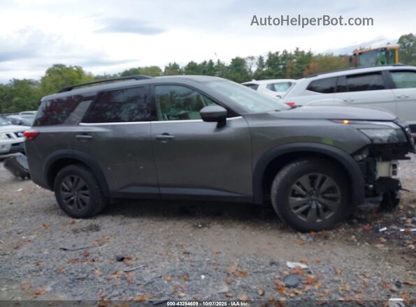 5N1DR3BC7RC249385 2024 NISSAN PATHFINDER Серый Вид задней части салона