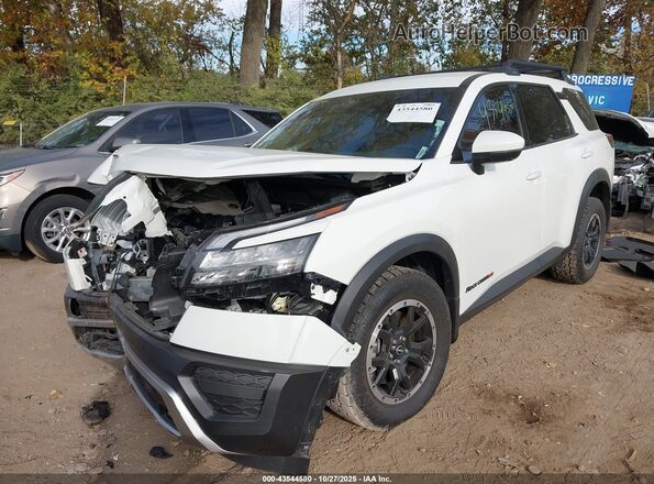 5N1DR3BD4SC224698 2025 NISSAN PATHFINDER White Передня ліва чверть