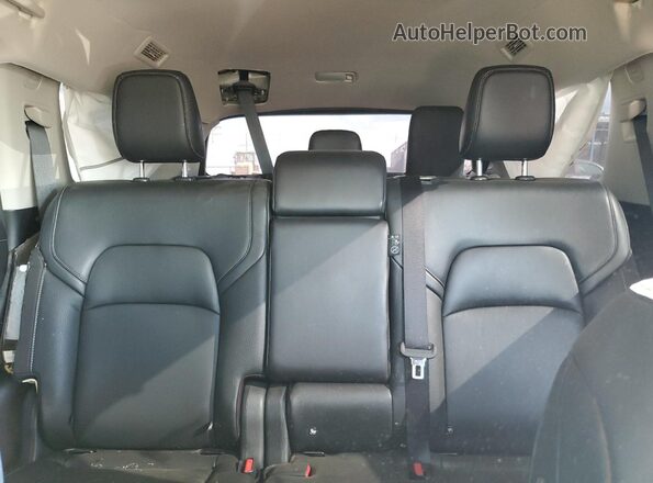 5N1DR3CC2PC222400 2023 NISSAN PATHFINDER Silver Rear seats view