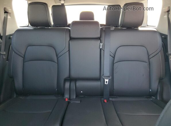 5N1DR3CC3SC230790 2025 NISSAN PATHFINDER Gray Widok wnętrza z tyłu