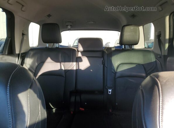5N1DR3CC8PC221963 2023 NISSAN PATHFINDER Silver Հետևի նստատեղերի տեսք