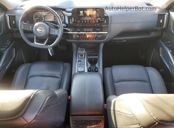 5N1DR3CC8PC221963 2023 NISSAN PATHFINDER Silver Առջևի վահանակի տեսք