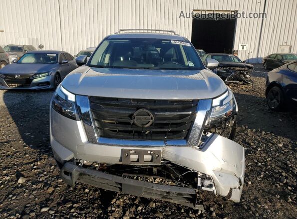 5N1DR3CC8PC221963 2023 NISSAN PATHFINDER Silver Դիմացի տեսք