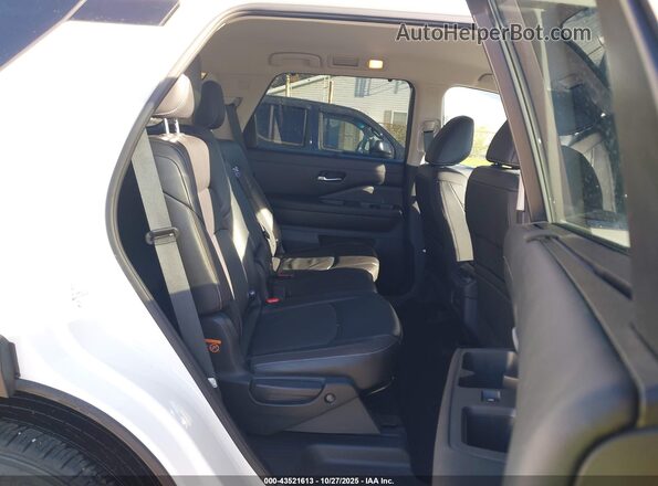 5N1DR3CC8RC267554 2024 NISSAN PATHFINDER Белый Вид наклейки с VIN-кодом