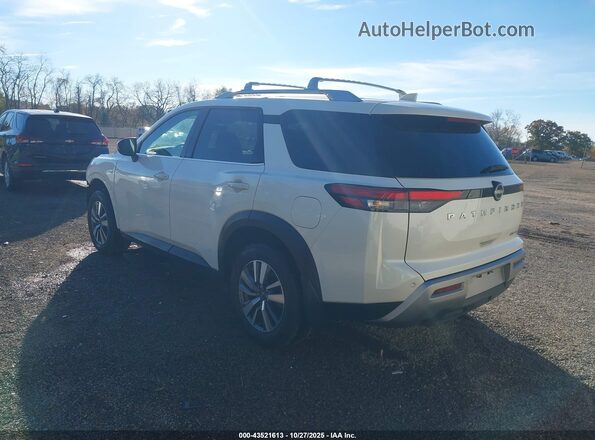 5N1DR3CC8RC267554 2024 NISSAN PATHFINDER Белый Задняя левая четверть