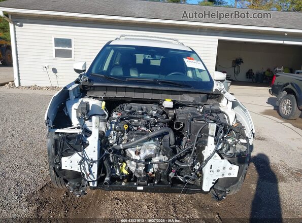 5N1DR3CC8RC267554 2024 NISSAN PATHFINDER Белый Вид задней части салона