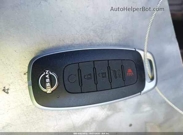 5N1DR3CC8RC267554 2024 NISSAN PATHFINDER Белый Вид панели приборов