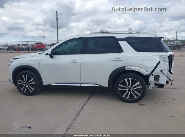 5N1DR3DG6SC201723 2025 NISSAN PATHFINDER White Սալոնի 360 աստիճան տեսք