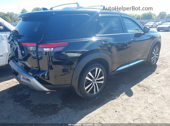 5N1DR3DJ2RC233543 2024 NISSAN PATHFINDER Черный Задняя правая четверть