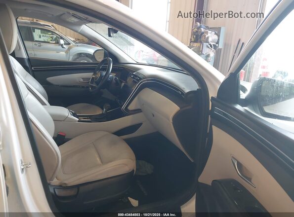 5NMJCCAE6NH027153 2022 HYUNDAI TUCSON White Widok wnętrza z przodu