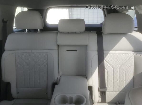 5NMP2DG13RH011375 2024 HYUNDAI SANTA White Widok tylnych siedzeń