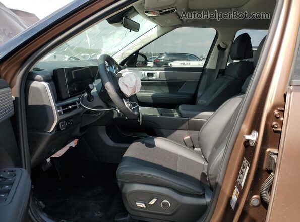5NMP3DGL4SH106855 2025 HYUNDAI SANTA Brown წინა სალონის ხედი