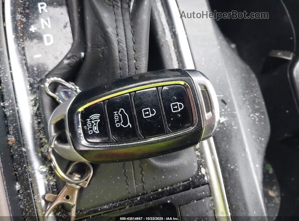 5NMS33AA8LH290811 2020 HYUNDAI SANTA FE Белый Вид панели приборов