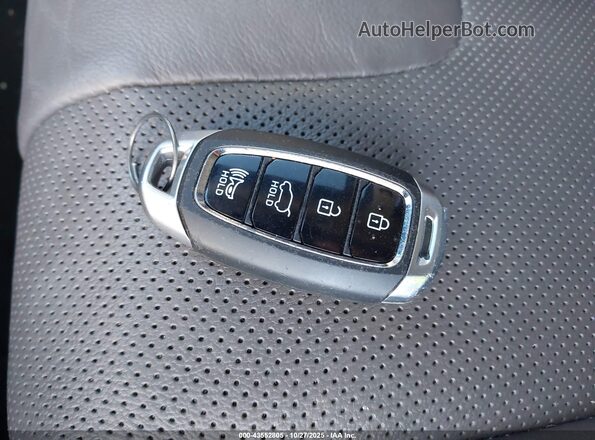 5NMS33AD4LH170112 2020 HYUNDAI SANTA FE Gray Widok deski rozdzielczej