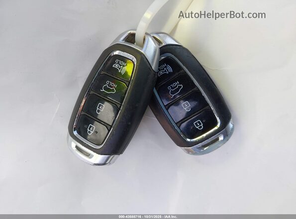 5NMS33AD4LH212956 2020 HYUNDAI SANTA FE Черный Вид панели приборов