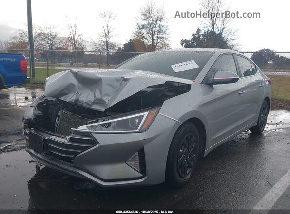 5NPD74LF3LH621115 2020 HYUNDAI ELANTRA Silver Vista tres cuartos delantera izquierda