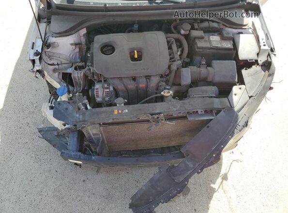 5NPD74LF6LH501101 2020 HYUNDAI ELANTRA White 