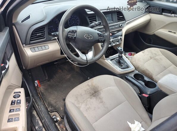 5NPD74LF6LH618080 2020 HYUNDAI ELANTRA Черный Вид панели приборов
