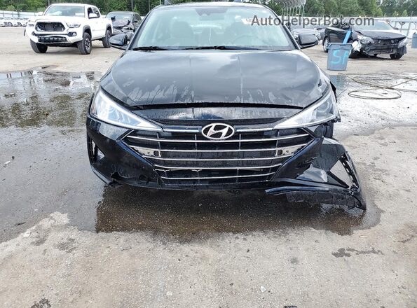 5NPD74LF6LH618080 2020 HYUNDAI ELANTRA Черный Вид спереди