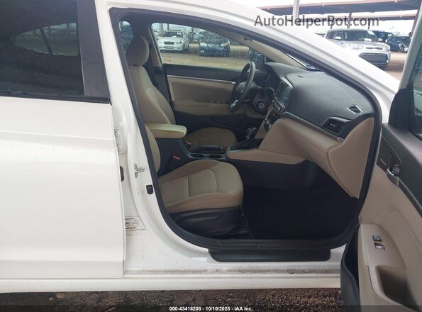 5NPD84LF4LH519089 2020 HYUNDAI ELANTRA Белый Вид салона спереди