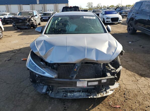 5NPD84LF5LH576692 2020 HYUNDAI ELANTRA Silver Widok z przodu