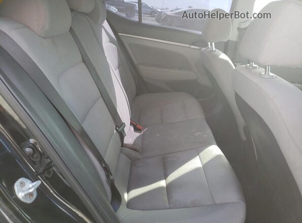 5NPD84LF7JH322821 2018 HYUNDAI ELANTRA Черный 