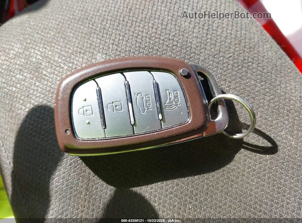 5NPD84LF7LH604489 2020 HYUNDAI ELANTRA Красный Вид панели приборов