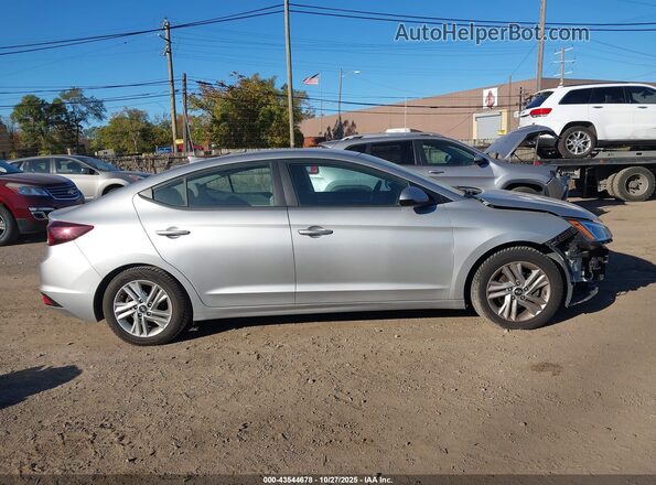 5NPD84LF8LH632513 2020 HYUNDAI ELANTRA Silver Вид задньої частини салону