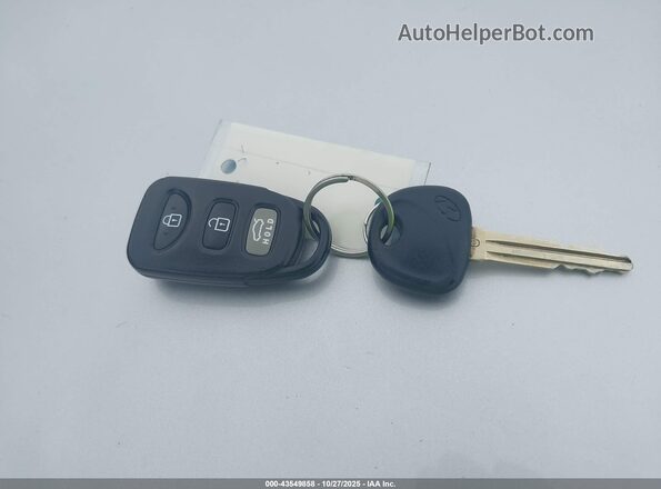 5NPDH4AE2GH725785 2016 HYUNDAI ELANTRA Silver Առջևի վահանակի տեսք