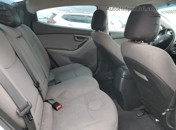 5NPDH4AE9GH779214 2016 HYUNDAI ELANTRA White Widok tylnych siedzeń