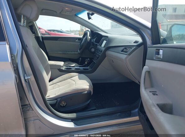 5NPE24AF3GH279967 2016 HYUNDAI SONATA Light Blue Սալոնի դիմացի տեսք