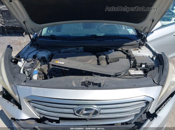 5NPE24AF4GH297345 2016 HYUNDAI SONATA Silver Widok z tyłu
