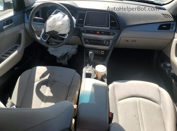 5NPE24AF6KH757033 2019 HYUNDAI SONATA White Առջևի վահանակի տեսք