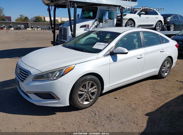 5NPE24AF8HH592966 2017 HYUNDAI SONATA White Vista tres cuartos delantera izquierda