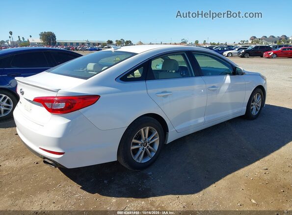 5NPE24AF8HH592966 2017 HYUNDAI SONATA White Trasero derecho