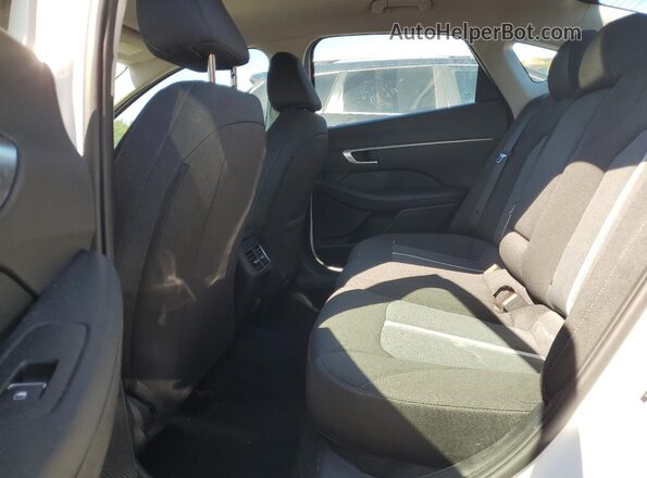5NPEF4JA7LH022913 2020 HYUNDAI SONATA White Rear seats view