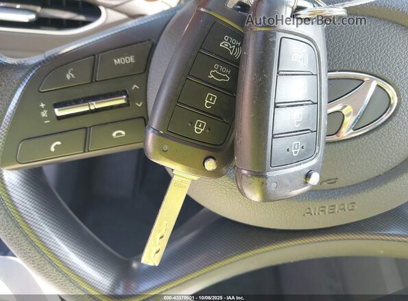 5NPEG4JA4LH001093 2020 HYUNDAI SONATA Blue Առջևի վահանակի տեսք