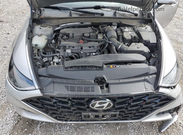 5NPEH4J23LH044846 2020 HYUNDAI SONATA Silver Սալոնի հետևի տեսք